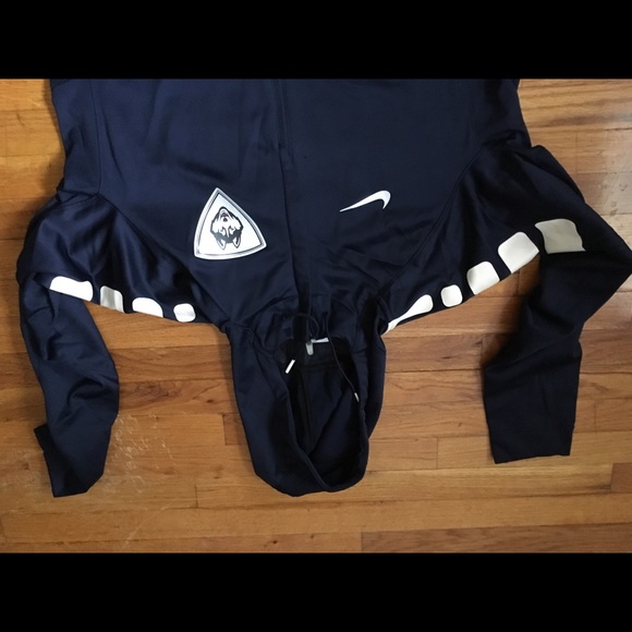 Uconn Men light jacket - Picture 2 of 5